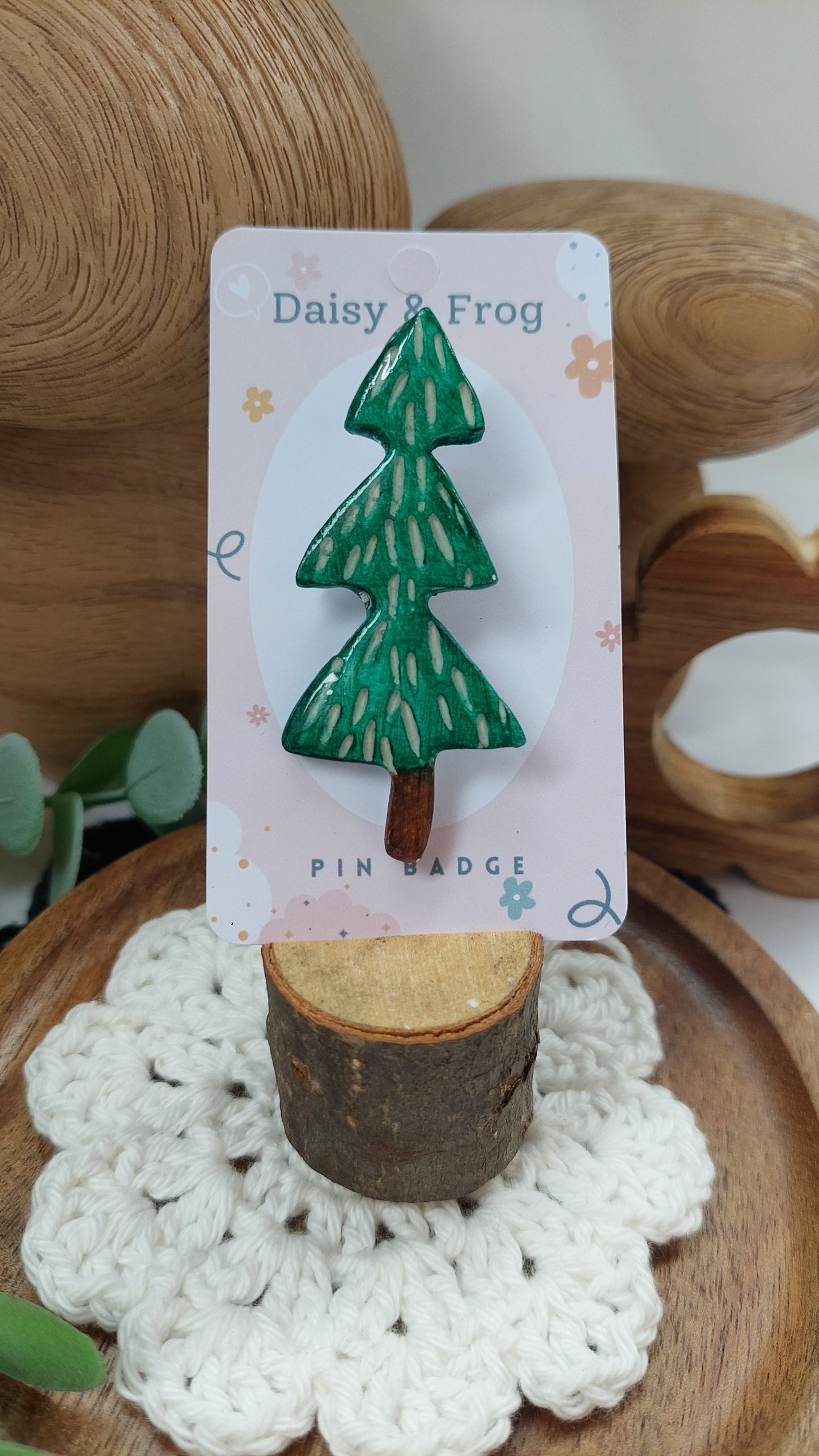 Forest pin badge